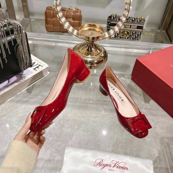 Roger Vivier - Image 5
