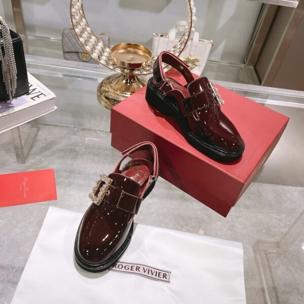 Roger Vivier - Image 5