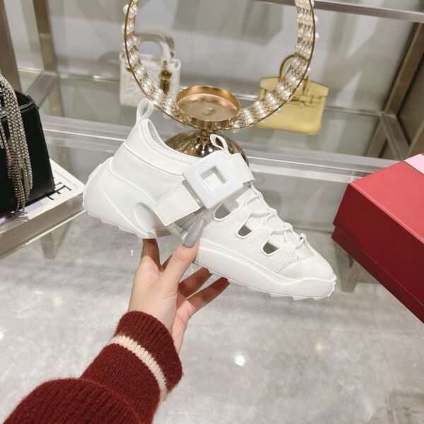 Roger Vivier - Image 5