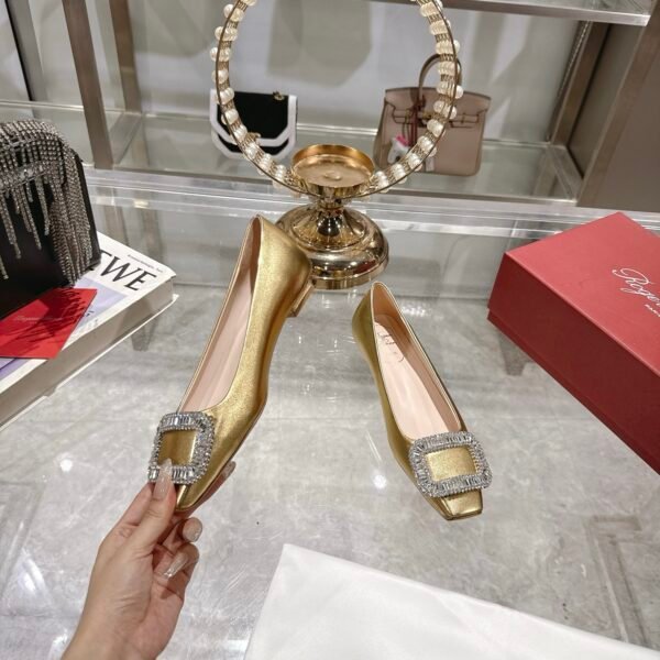 Roger Vivier - Image 5