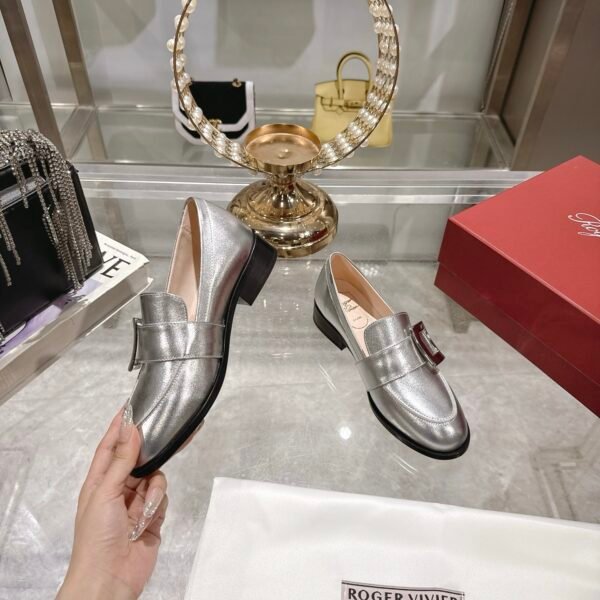 Roger Vivier - Image 5