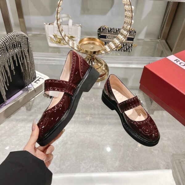 Roger Vivier - Image 5