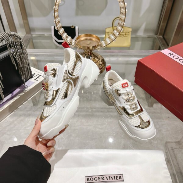 Roger Vivier - Image 5