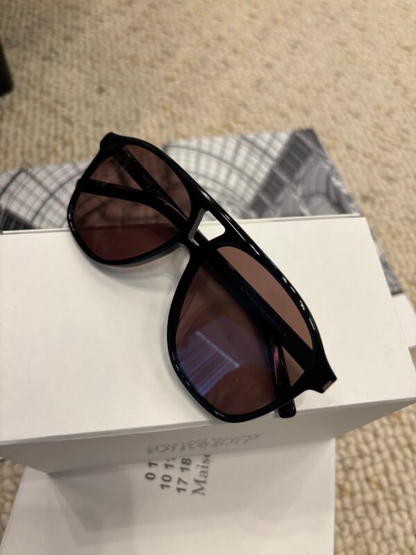 YSL - Image 5