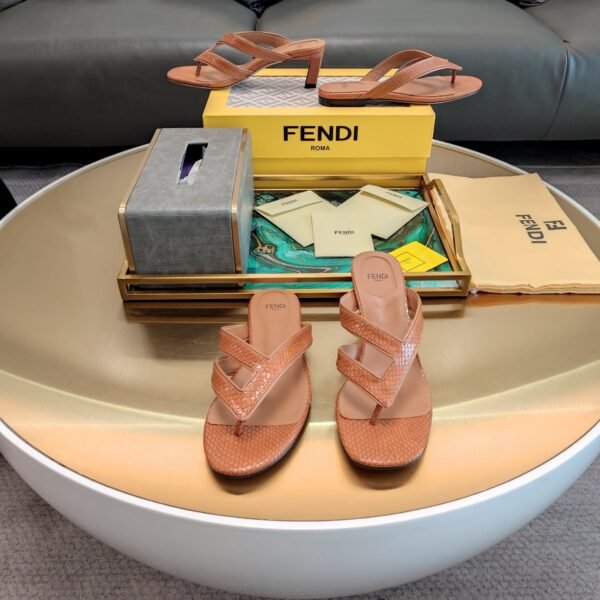 FENDI - Image 5