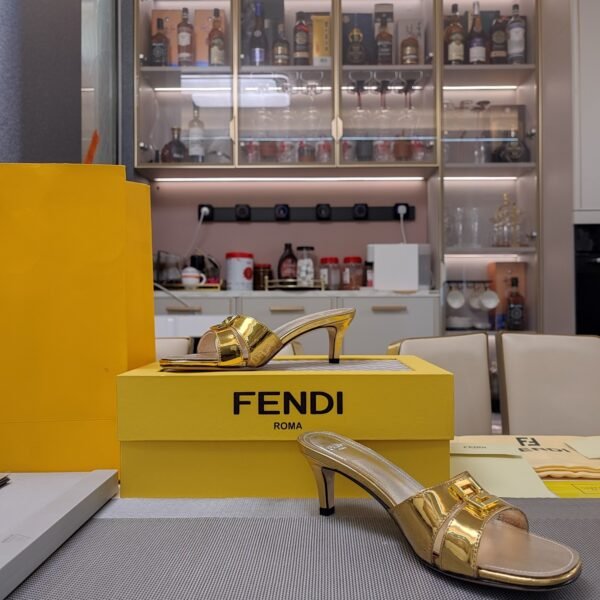 FENDI - Image 5