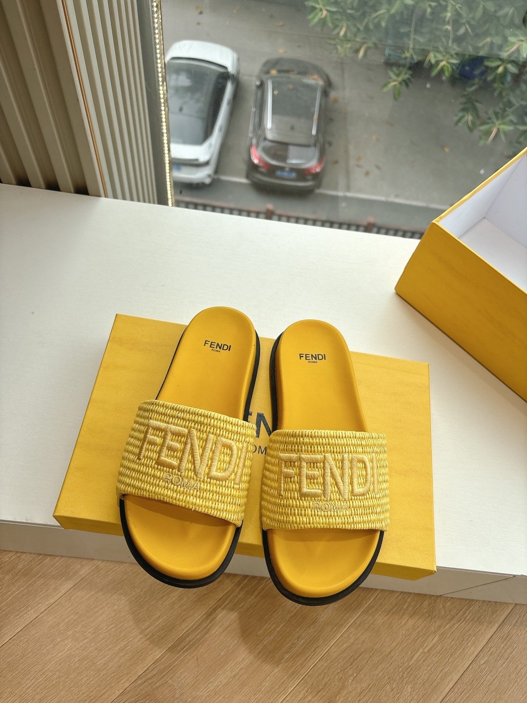 FENDI - Image 5