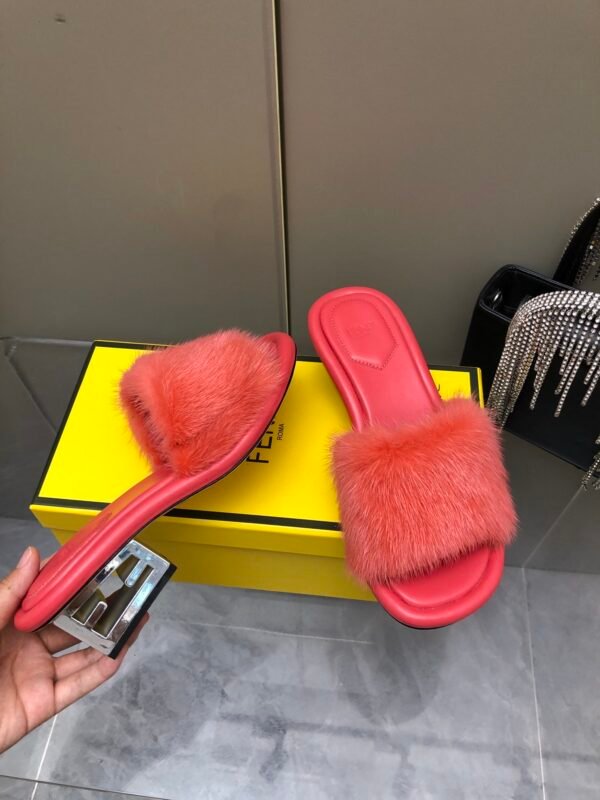 FENDI - Image 5
