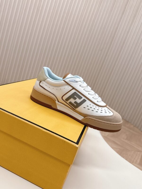 FENDI - Image 5