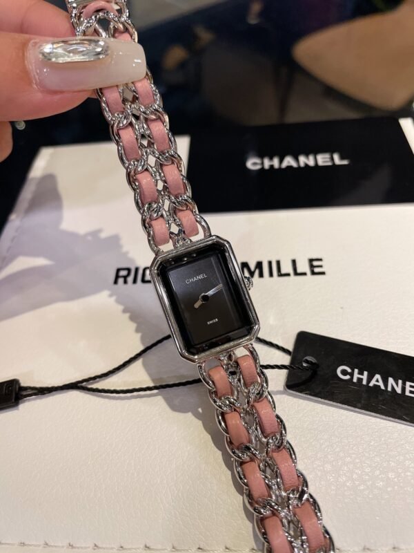 CHANEL - Image 5