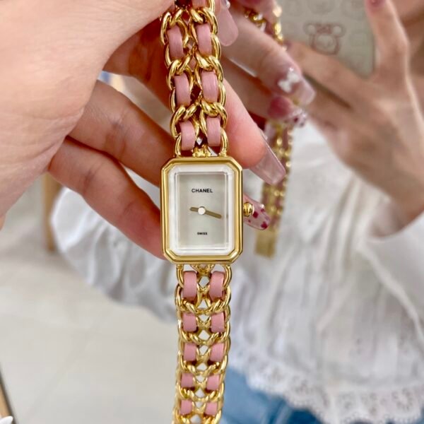 CHANEL - Image 5