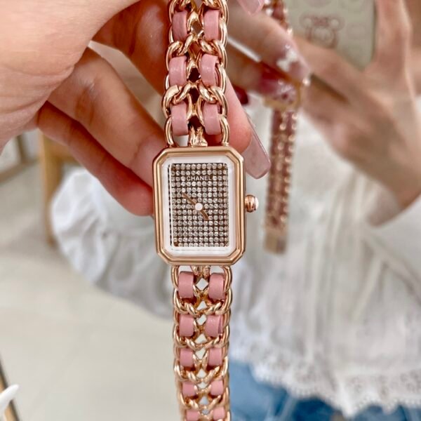 CHANEL - Image 5