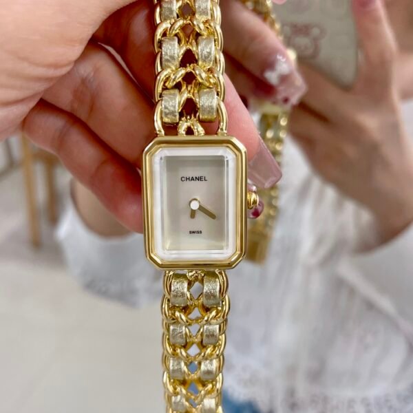 CHANEL - Image 5