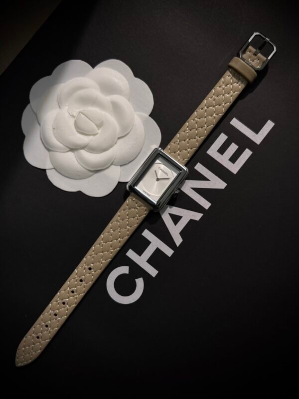 CHANEL - Image 5