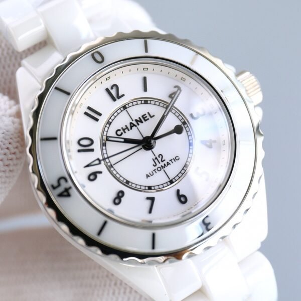 CHANEL - Image 5