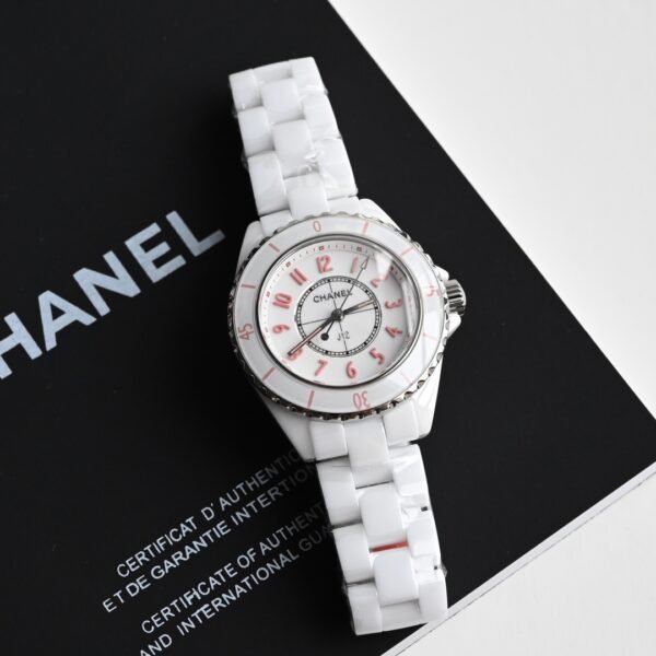 CHANEL - Image 5