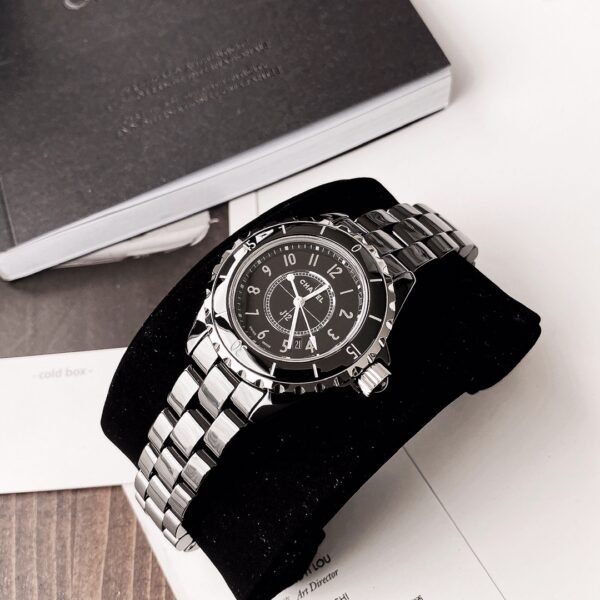 CHANEL - Image 5
