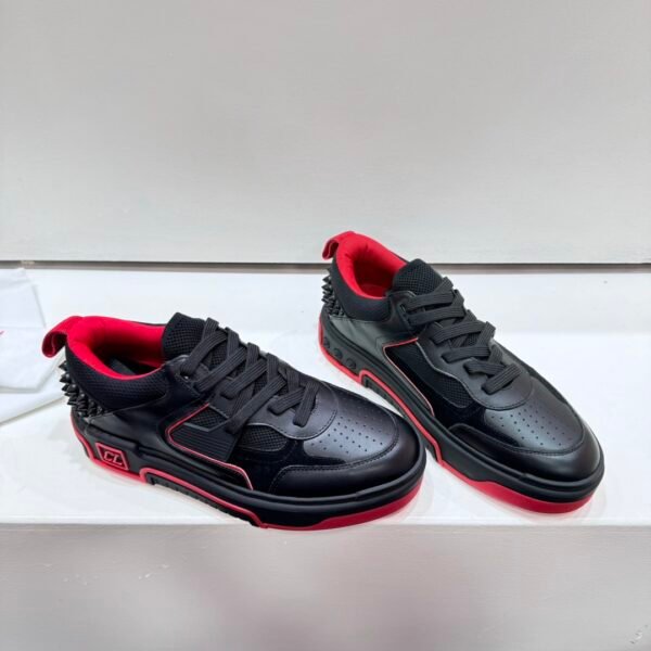 Christian Louboutin - Image 5