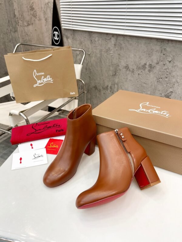 Christian Louboutin - Image 5