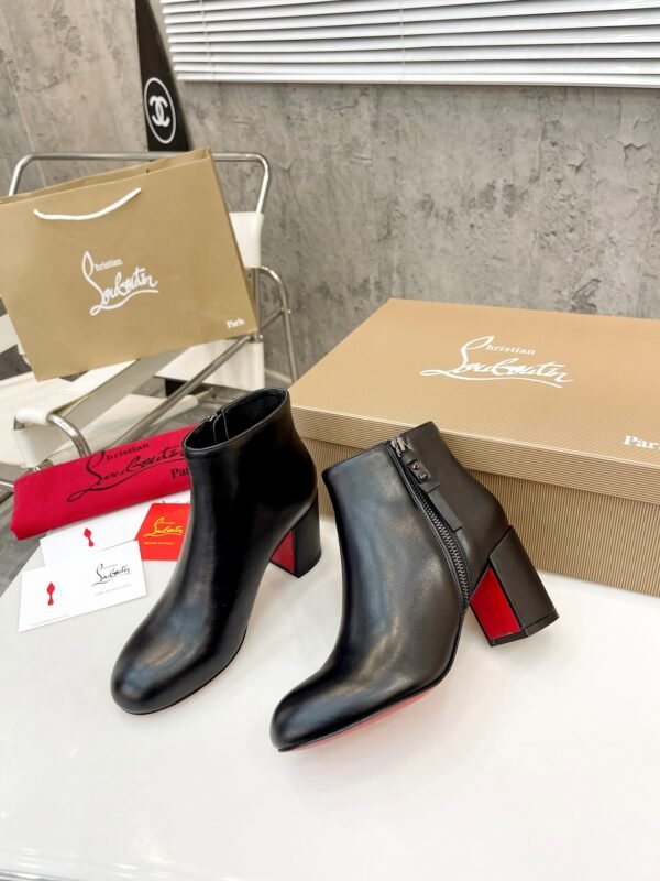 Christian Louboutin - Image 4