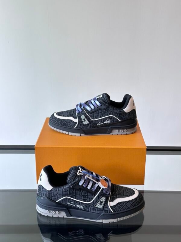 LV MAN - Image 5