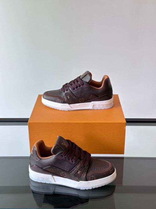 LV MAN - Image 5