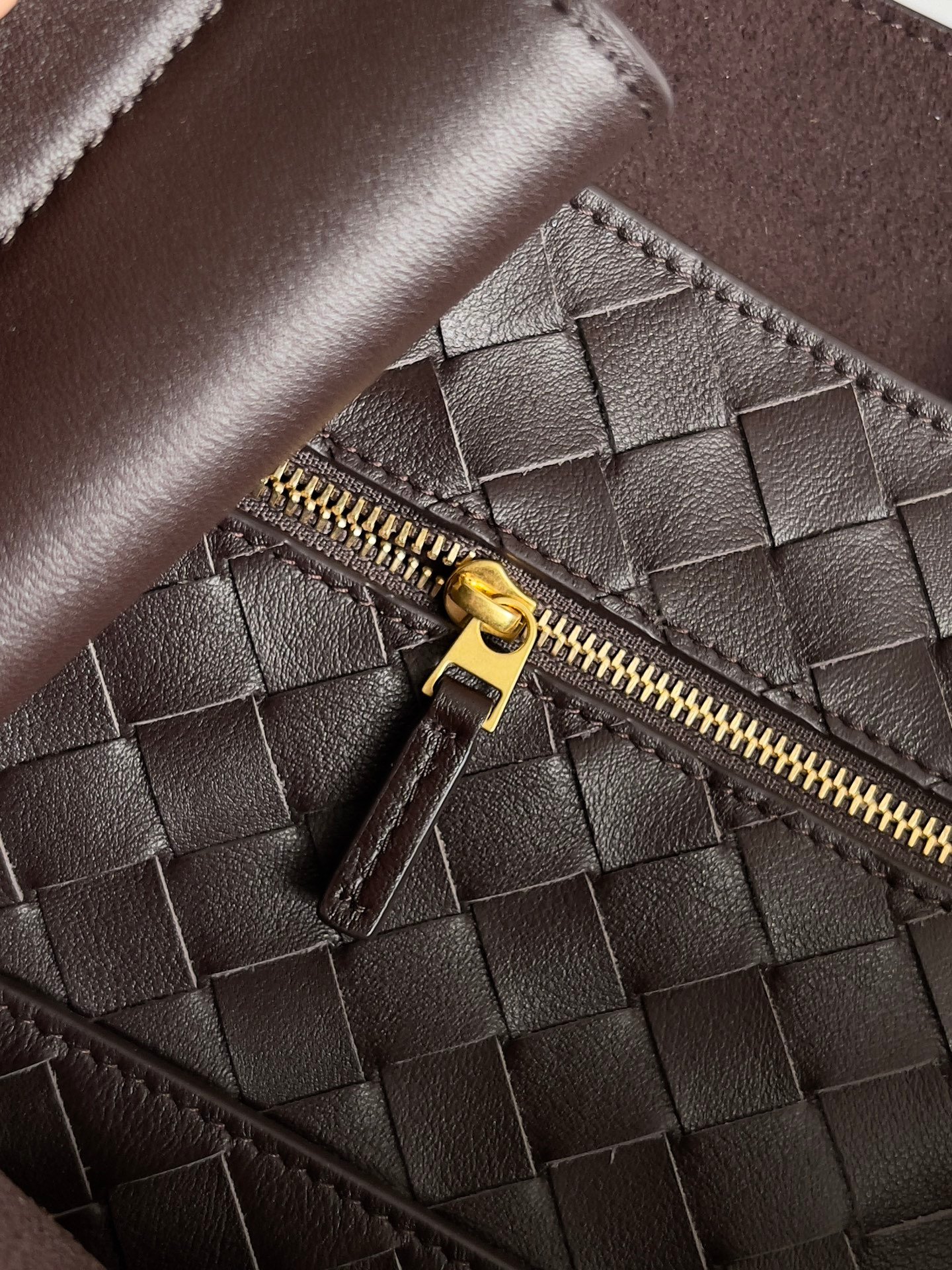 BOTTEGA VENETA (Copy) - Image 5
