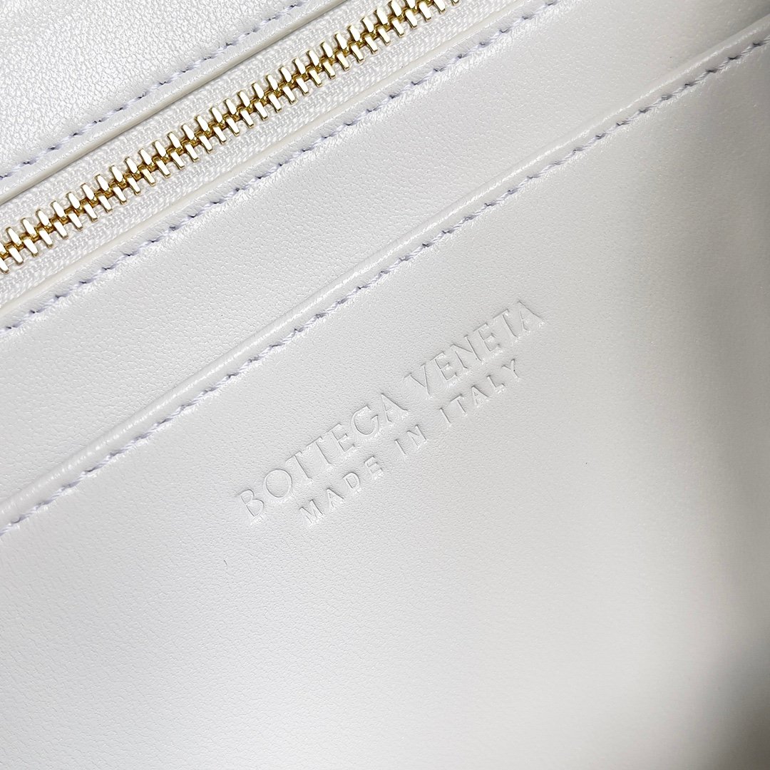 BOTTEGA VENETA - Image 5