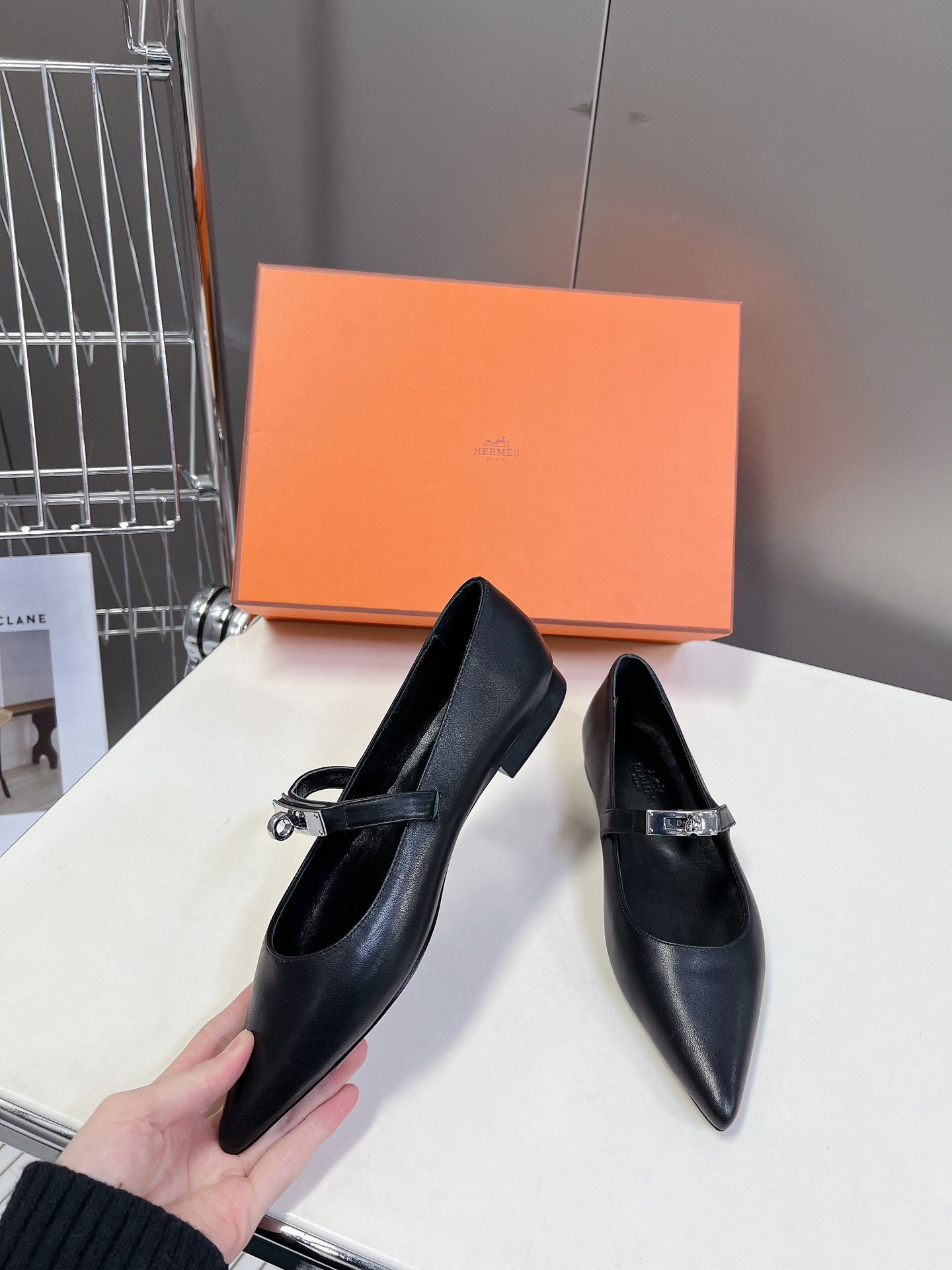 Hermes shoes - Image 6
