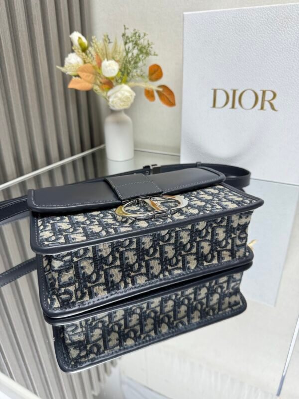 DIOR - Image 5