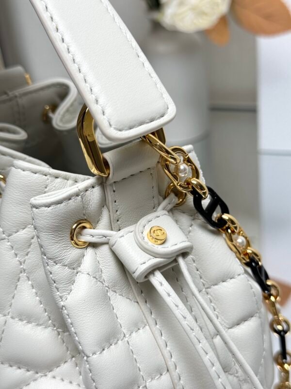 DIOR - Image 5