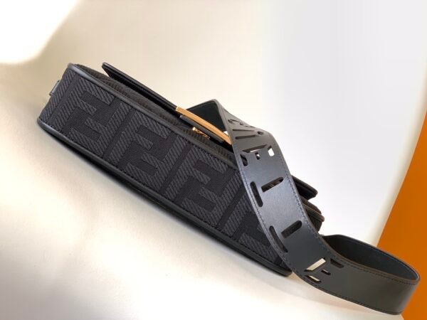 FENDI BAG - Image 6