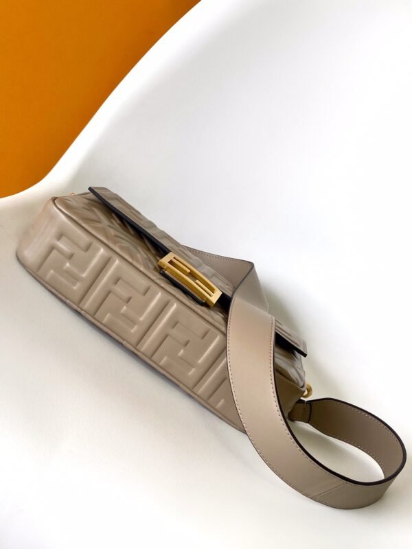 FENDI BAG - Image 6