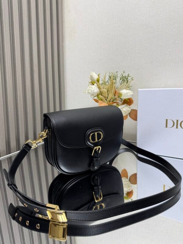 DIOR - Image 5