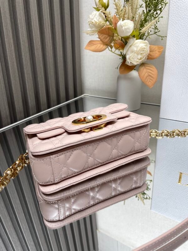 DIOR - Image 5