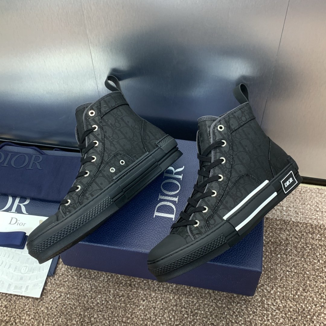 Dior women - Image 5