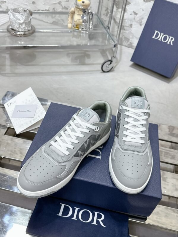 Dior women - Image 5