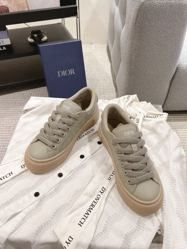 Dior women - Image 5