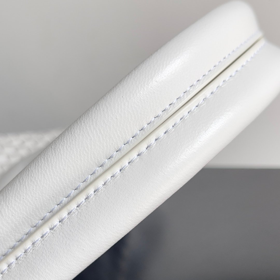 BOTTEGA VENETA - Image 5