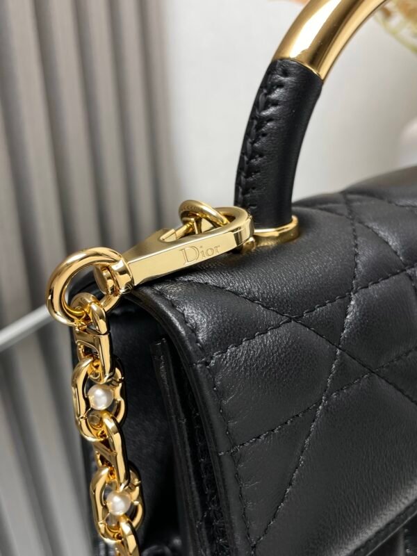 DIOR - Image 5