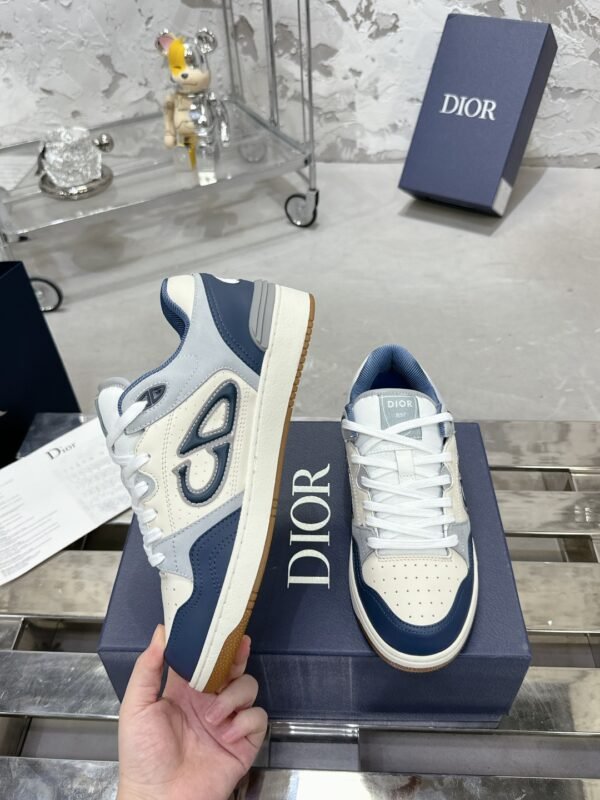 Dior women - Image 5