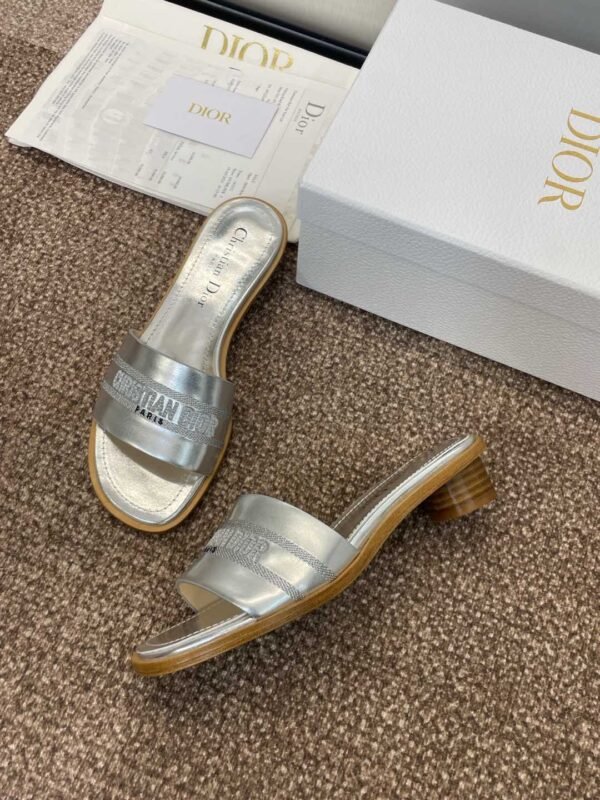 Dior women - Image 5