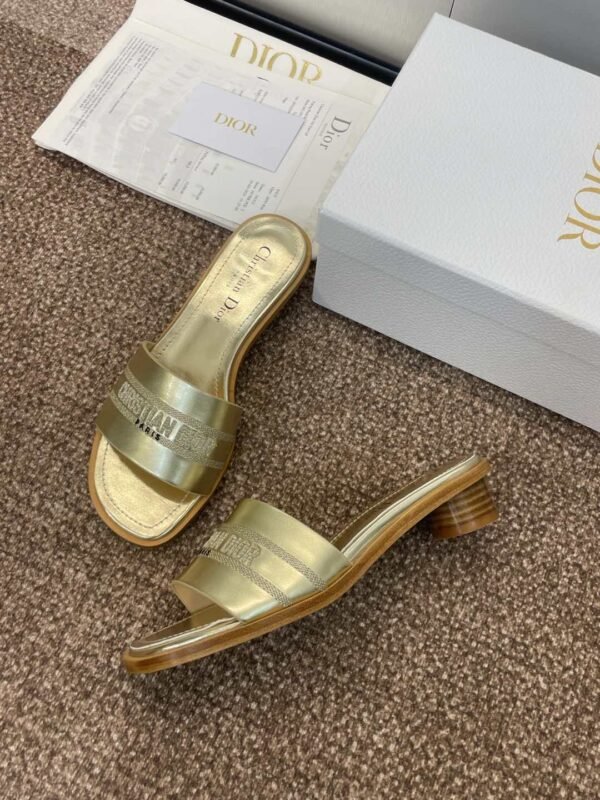 Dior women - Image 5