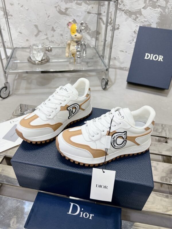 Dior women - Image 5