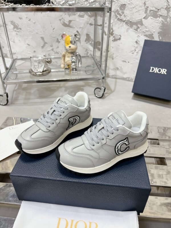 Dior women - Image 5