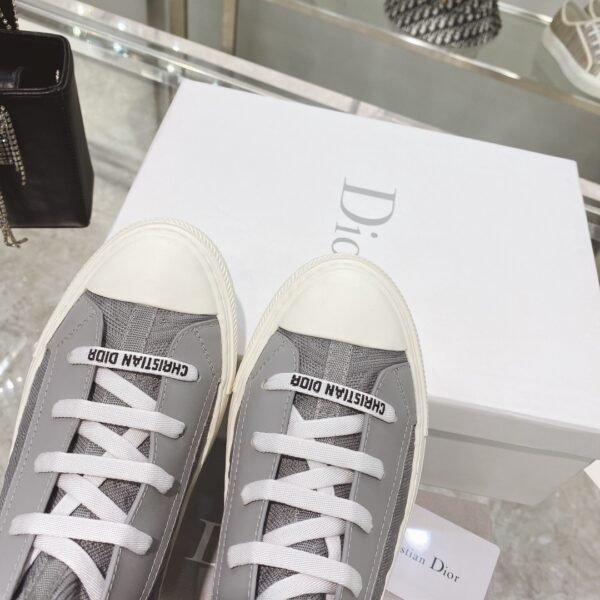Dior women - Image 5