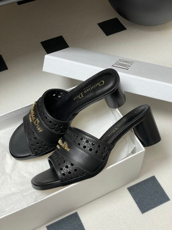 Dior women - Image 5