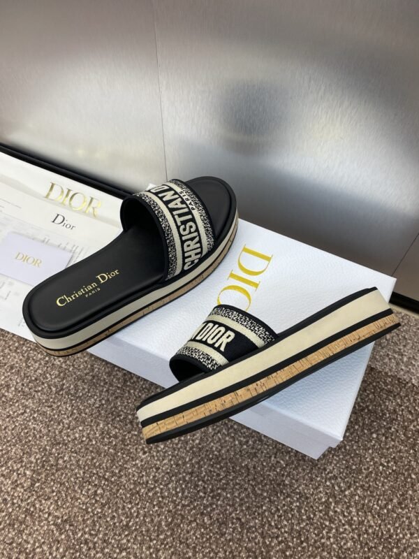 Dior women - Image 5