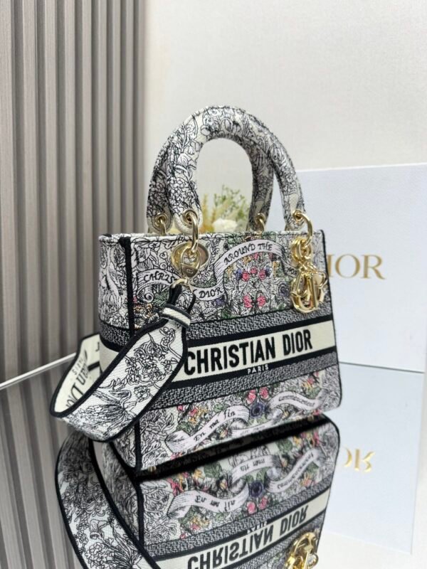 DIOR - Image 5
