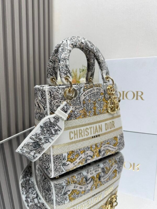 DIOR - Image 5